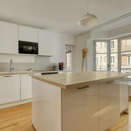 Superb Flat With Balcony - Near Notre-dame - 05 Paris