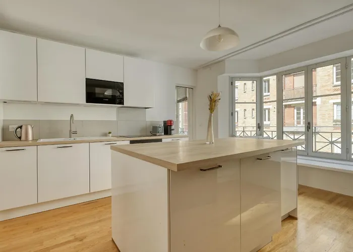 Superb Flat With Balcony - Near Notre-dame - 05 파리
