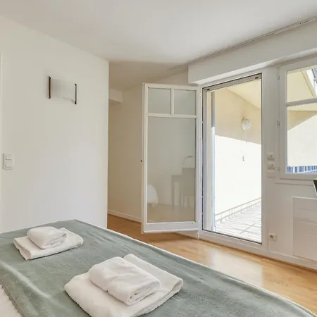 Superb Flat With Balcony - Near Notre-dame - 05 Daire *